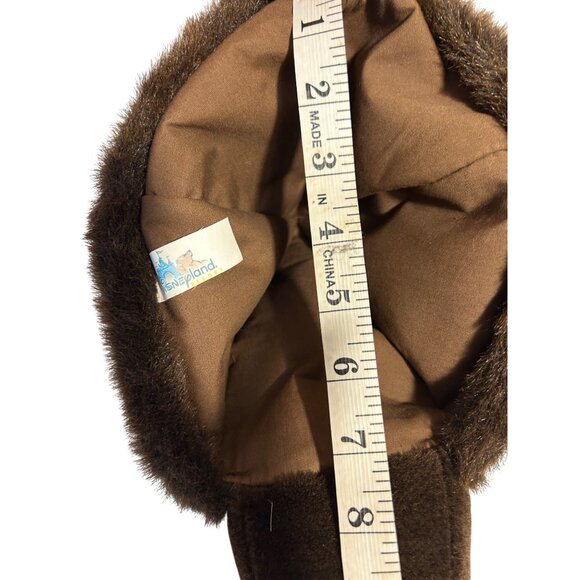 Disneyland Resort Childs Hat Realistic Grizzly Bear Plush - Picture 7 of 7